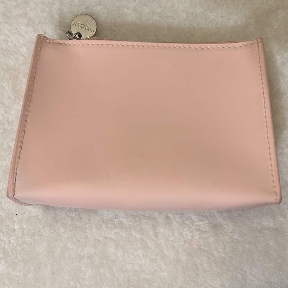Givenchy makeup bag - Picture 7 of 9